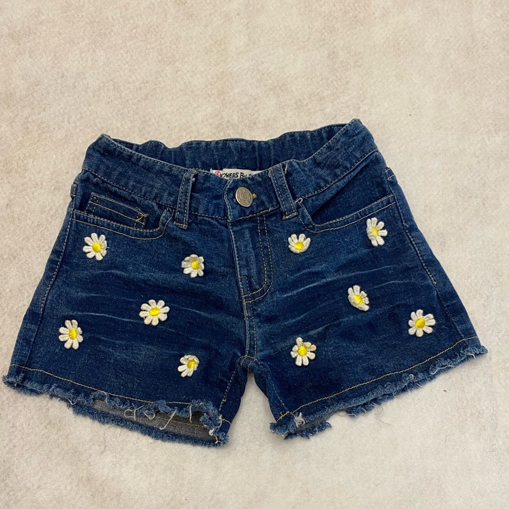 Flowers by Zoe Daisy Denim Shorts. Size 6X